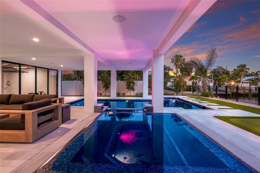 For Sale: $8,995,000 (5 beds, 5 baths, 3700 Square Feet)