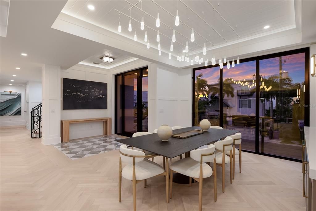 For Sale: $8,995,000 (5 beds, 5 baths, 3700 Square Feet)