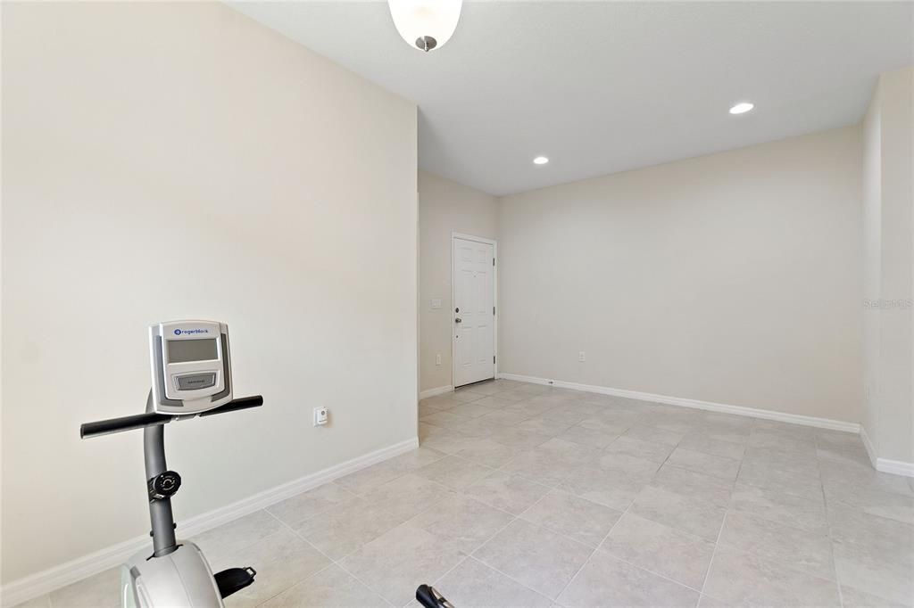For Rent: $4,500 (4 beds, 2 baths, 3297 Square Feet)