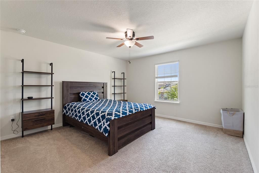 For Rent: $4,500 (4 beds, 2 baths, 3297 Square Feet)