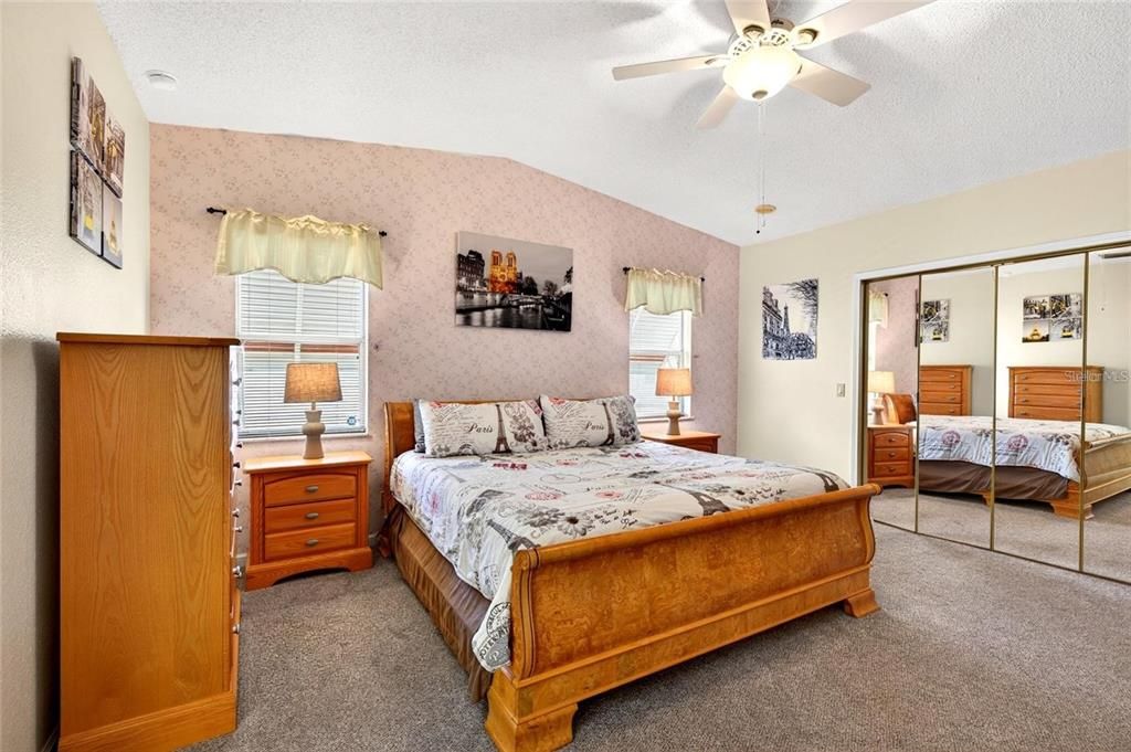 For Rent: $3,000 (2 beds, 2 baths, 1346 Square Feet)