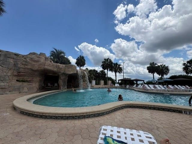 For Rent: $3,000 (2 beds, 2 baths, 1346 Square Feet)