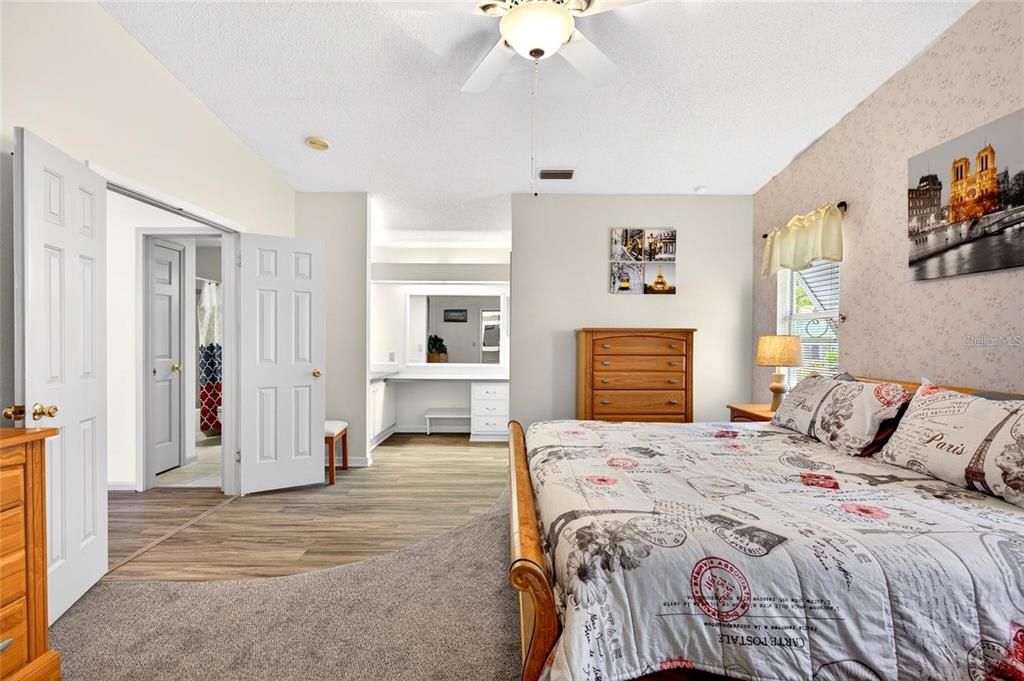 For Rent: $3,000 (2 beds, 2 baths, 1346 Square Feet)
