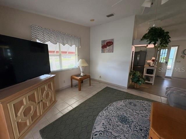 For Rent: $3,000 (2 beds, 2 baths, 1346 Square Feet)