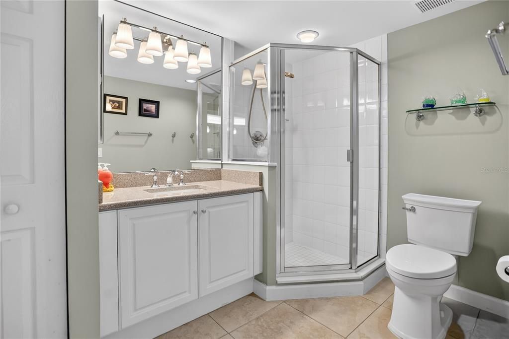 For Sale: $925,000 (3 beds, 3 baths, 2337 Square Feet)