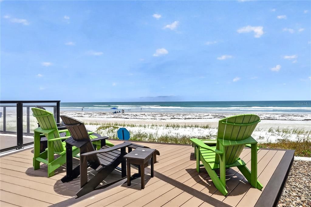 For Sale: $925,000 (3 beds, 3 baths, 2337 Square Feet)