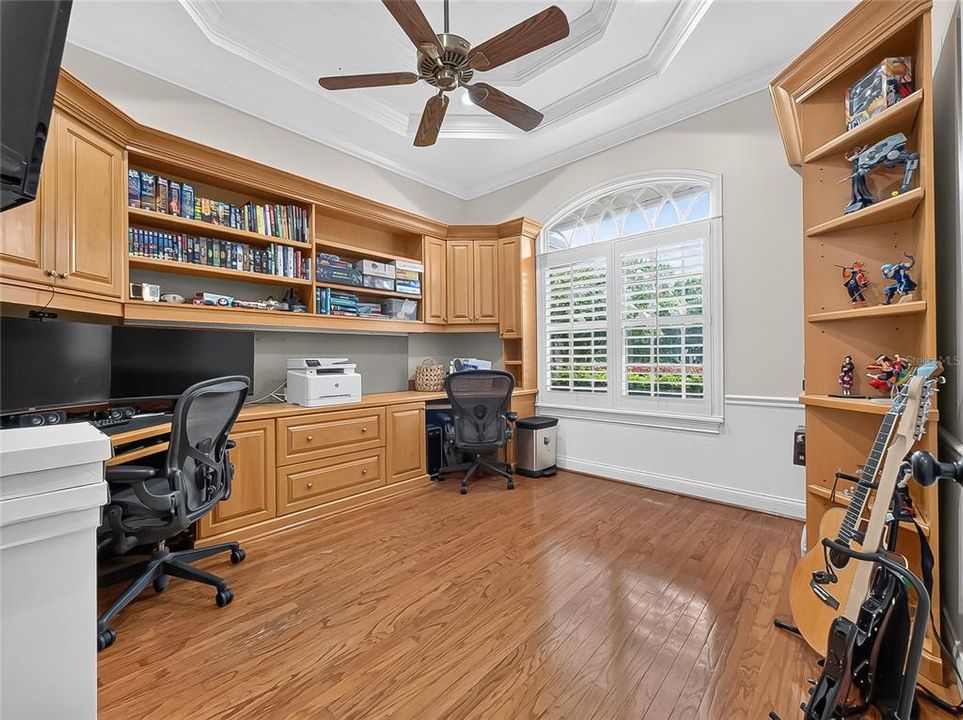 For Sale: $915,000 (4 beds, 3 baths, 3365 Square Feet)