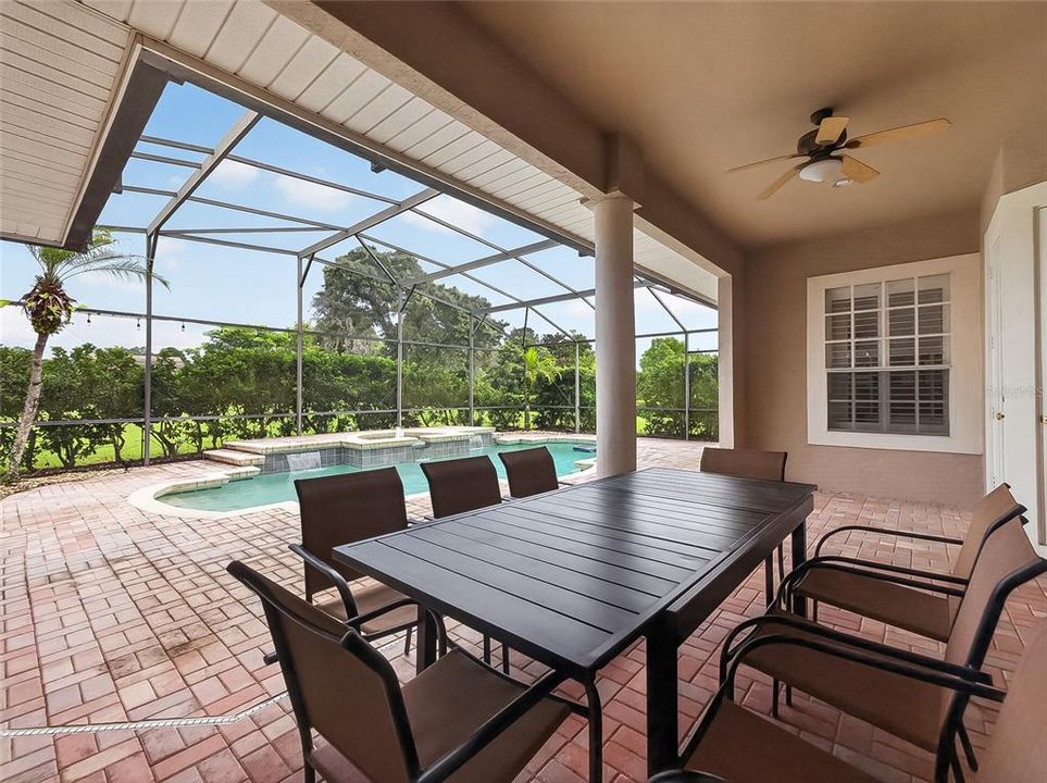 For Sale: $915,000 (4 beds, 3 baths, 3365 Square Feet)