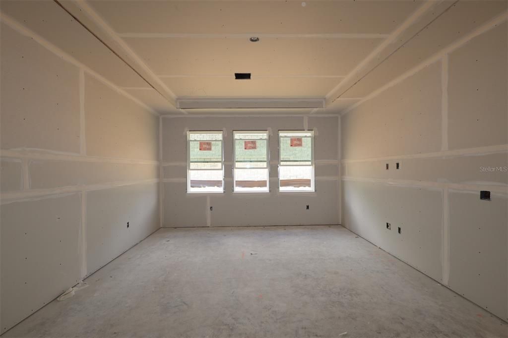 En Venta: $764,990 (4 camas, 3 baños, 3022 Pies cuadrados)
