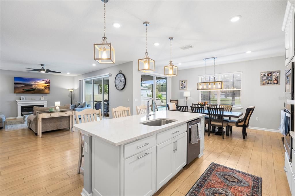 For Sale: $635,000 (5 beds, 4 baths, 3443 Square Feet)