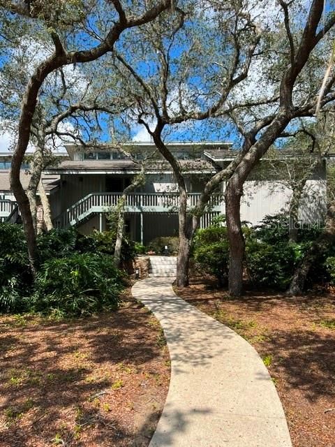 For Rent: $1,425 (2 beds, 2 baths, 1123 Square Feet)