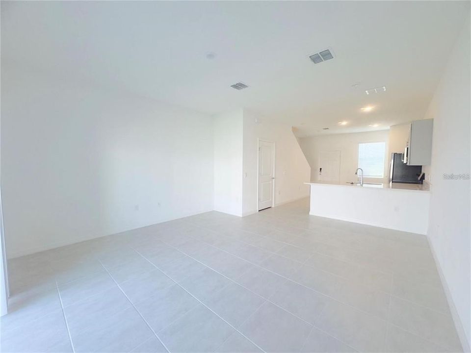 For Rent: $1,690 (2 beds, 2 baths, 1350 Square Feet)