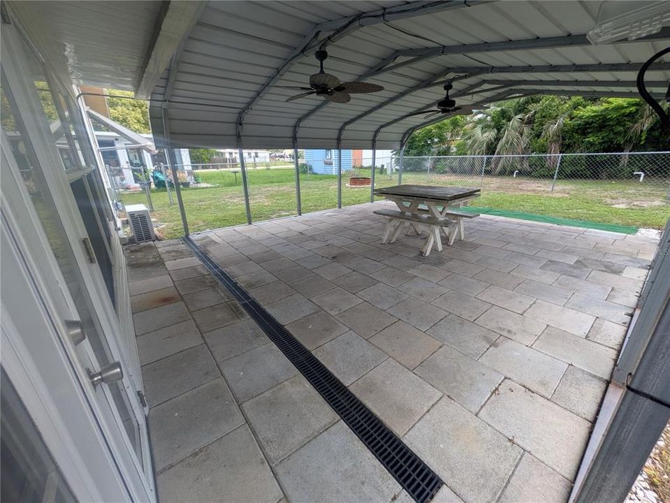 En Venta: $264,999 (2 camas, 2 baños, 1068 Pies cuadrados)
