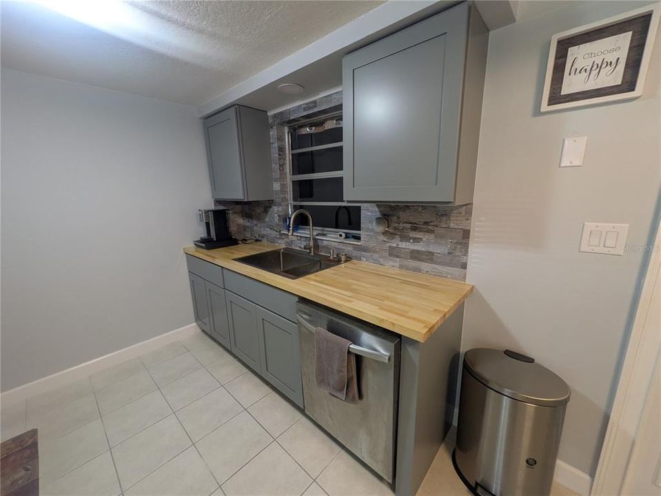 En Venta: $264,999 (2 camas, 2 baños, 1068 Pies cuadrados)