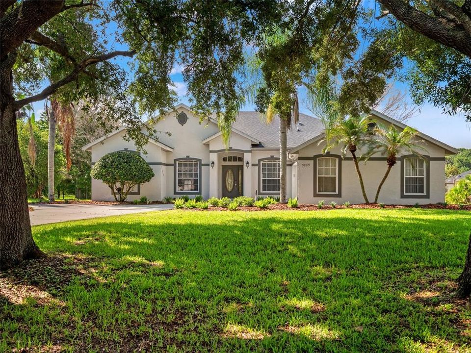 For Sale: $559,999 (4 beds, 2 baths, 2312 Square Feet)