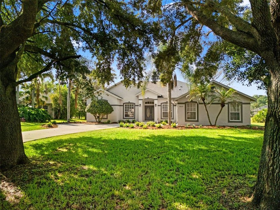For Sale: $559,999 (4 beds, 2 baths, 2312 Square Feet)