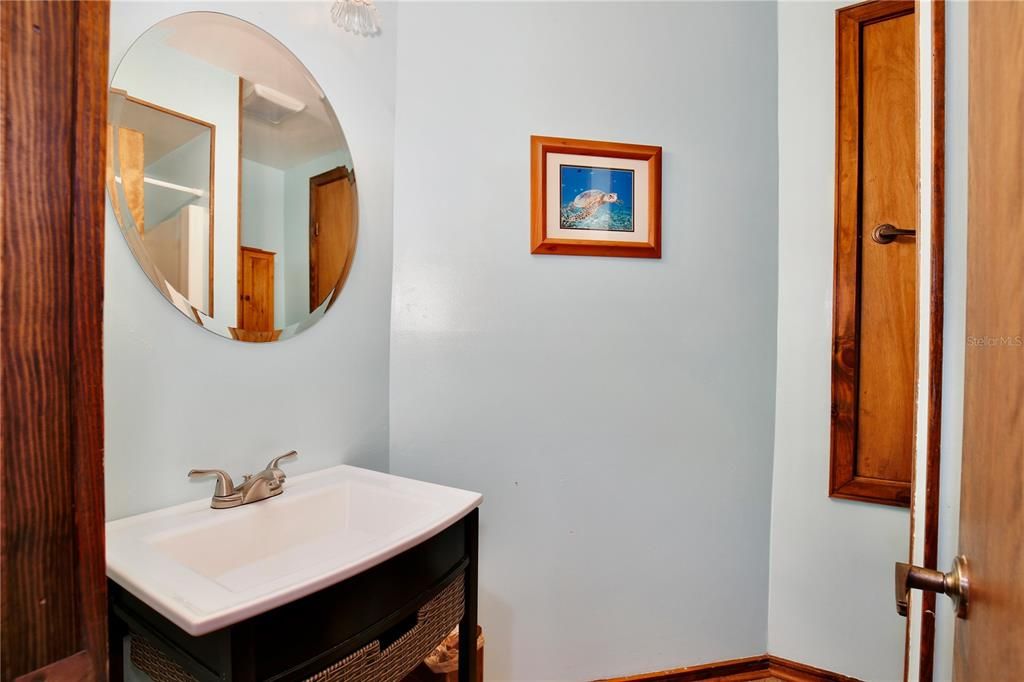 For Sale: $699,000 (3 beds, 3 baths, 2368 Square Feet)