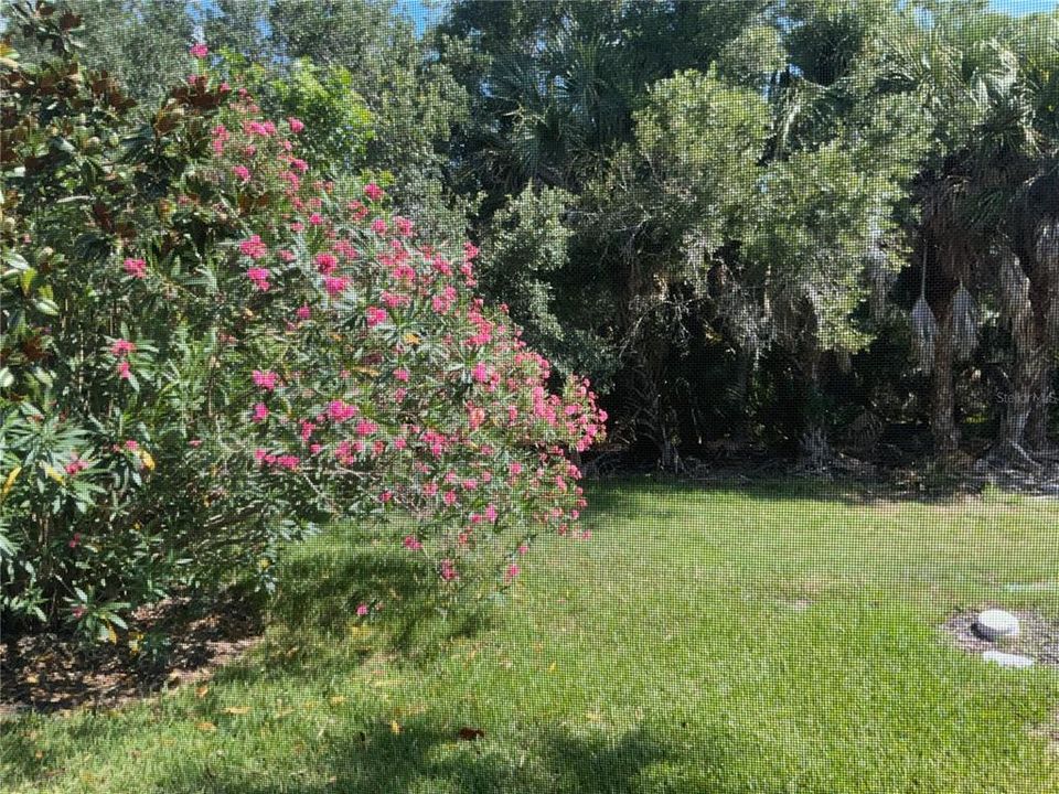 For Rent: $3,000 (2 beds, 2 baths, 1693 Square Feet)