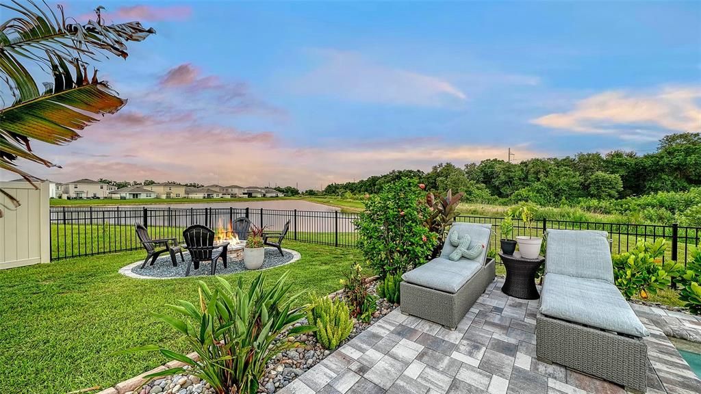 For Sale: $539,900 (5 beds, 3 baths, 2462 Square Feet)