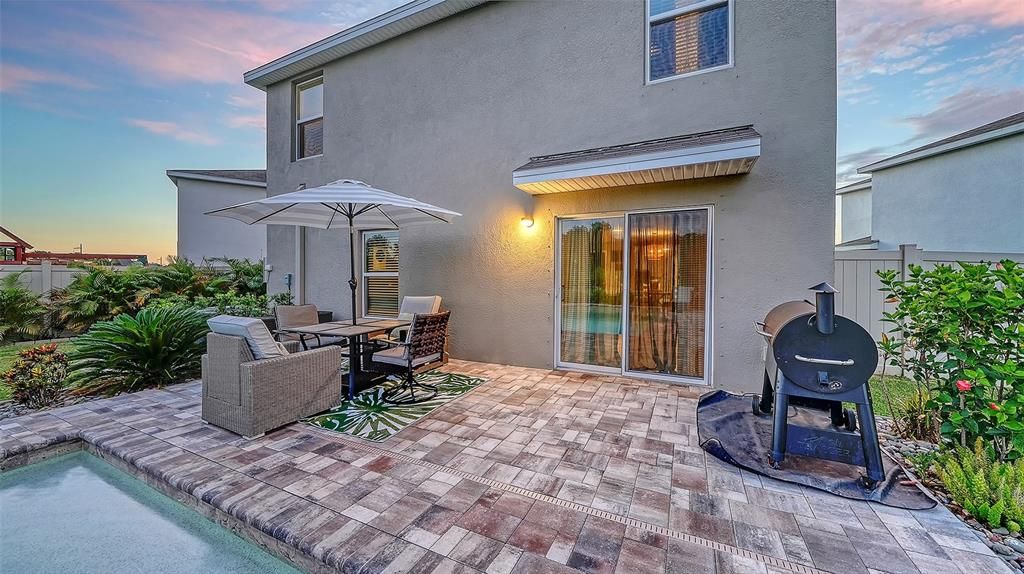 For Sale: $539,900 (5 beds, 3 baths, 2462 Square Feet)