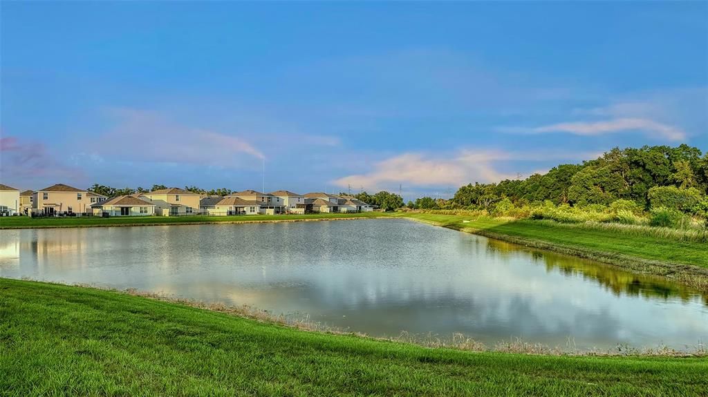 For Sale: $539,900 (5 beds, 3 baths, 2462 Square Feet)