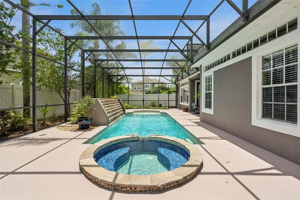 For Sale: $609,900 (3 beds, 3 baths, 2376 Square Feet)