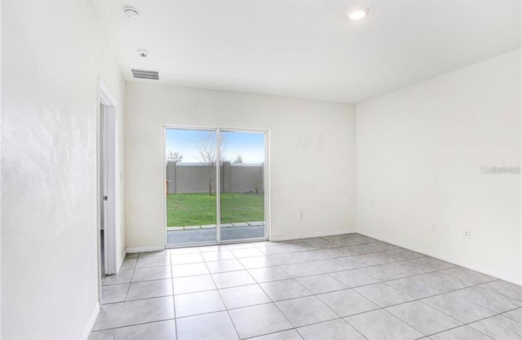 For Sale: $345,000 (3 beds, 2 baths, 1516 Square Feet)