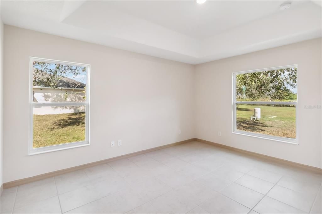 For Rent: $2,995 (4 beds, 2 baths, 1956 Square Feet)
