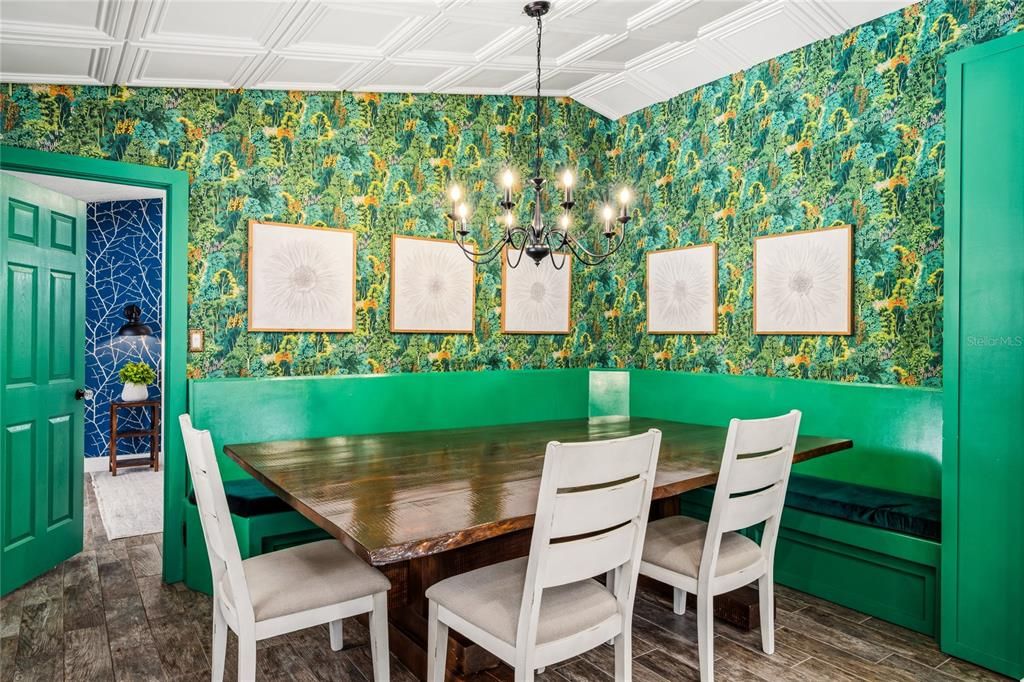 : $565,000 (4 спален, 2 ванн, 1736 Квадратных фут)