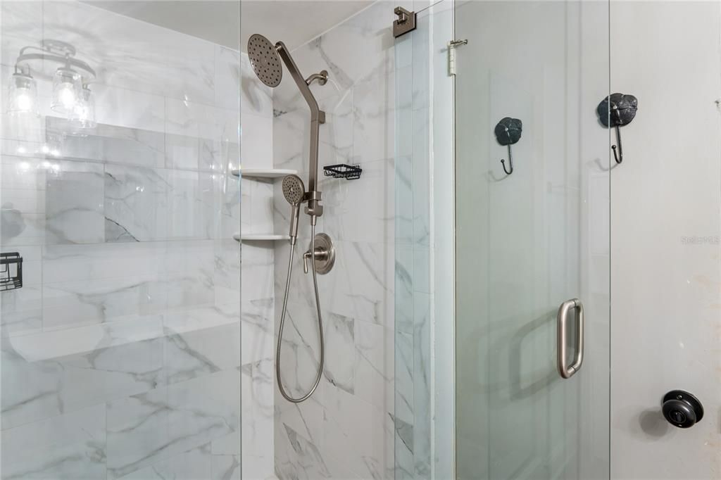 На продажу: $239,900 (2 спален, 2 ванн, 1520 Квадратных фут)
