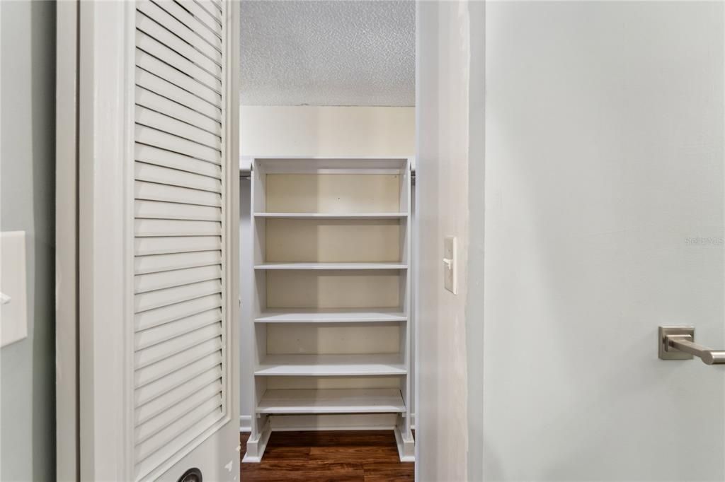На продажу: $239,900 (2 спален, 2 ванн, 1520 Квадратных фут)