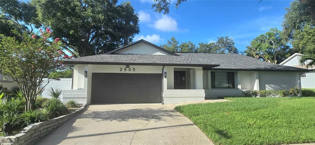 For Sale: $969,500 (3 beds, 2 baths, 2058 Square Feet)