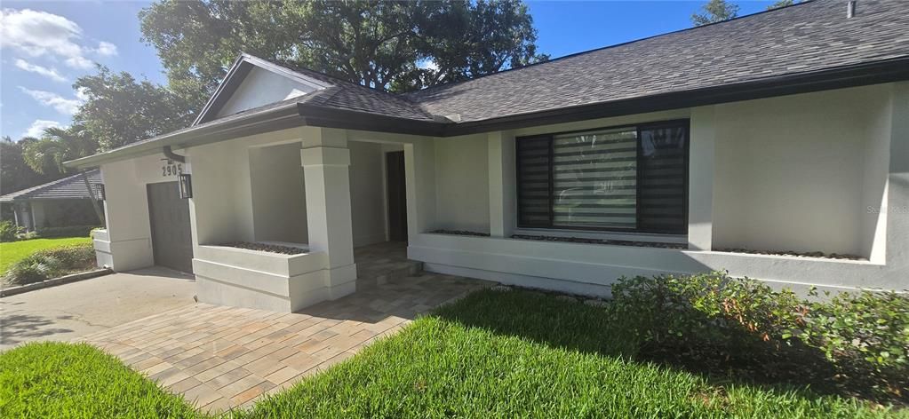 For Sale: $969,500 (3 beds, 2 baths, 2058 Square Feet)