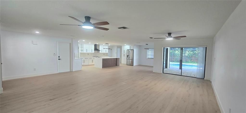 For Sale: $969,500 (3 beds, 2 baths, 2058 Square Feet)