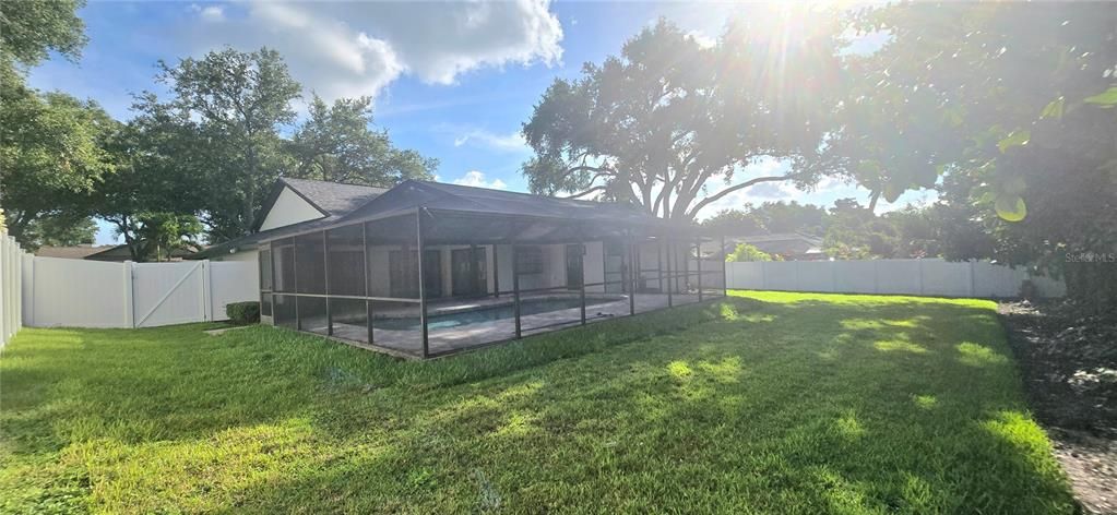 For Sale: $969,500 (3 beds, 2 baths, 2058 Square Feet)