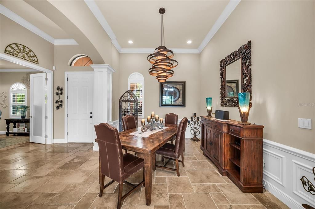 For Sale: $798,000 (2 beds, 2 baths, 2326 Square Feet)