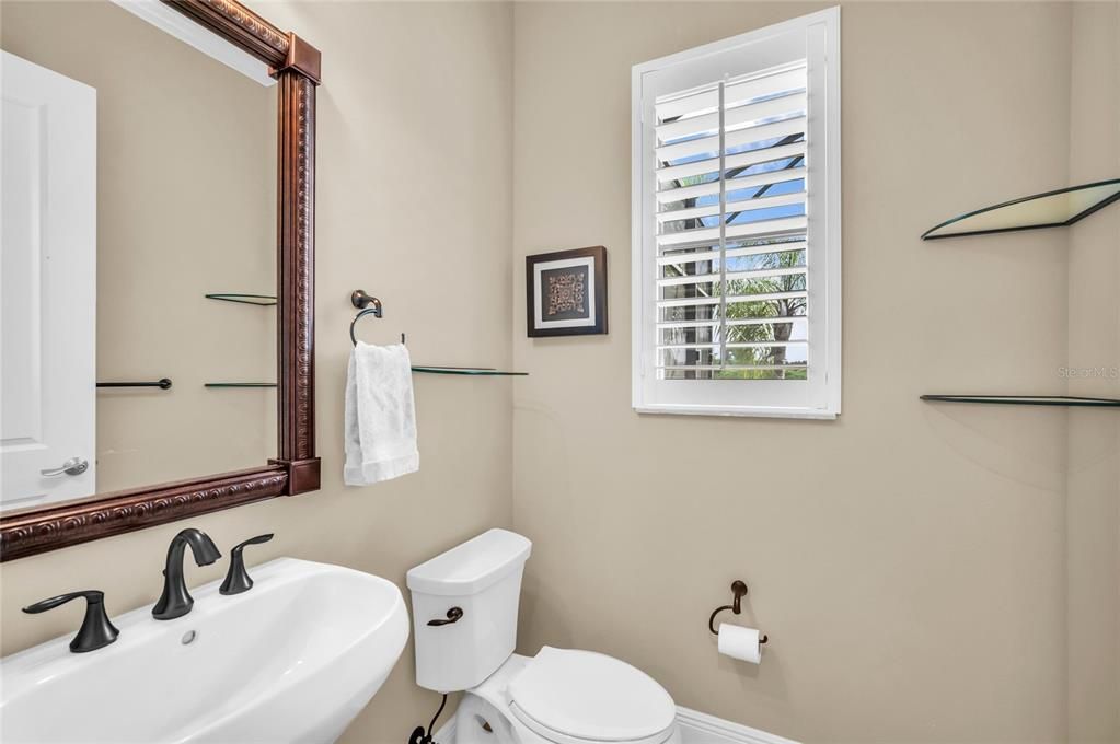 For Sale: $798,000 (2 beds, 2 baths, 2326 Square Feet)