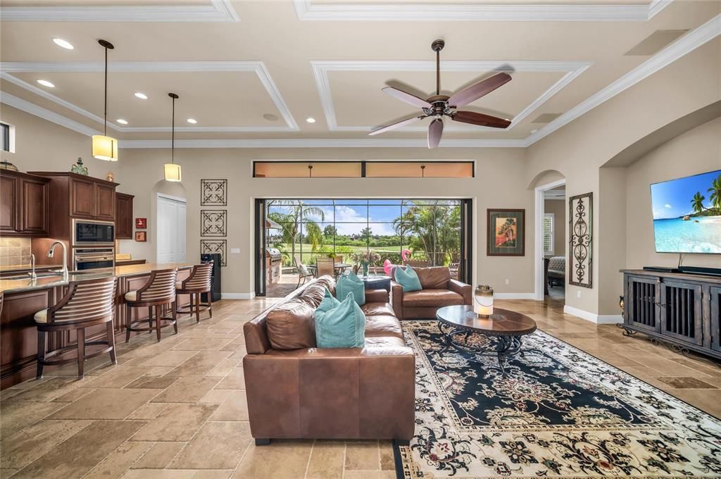 For Sale: $798,000 (2 beds, 2 baths, 2326 Square Feet)
