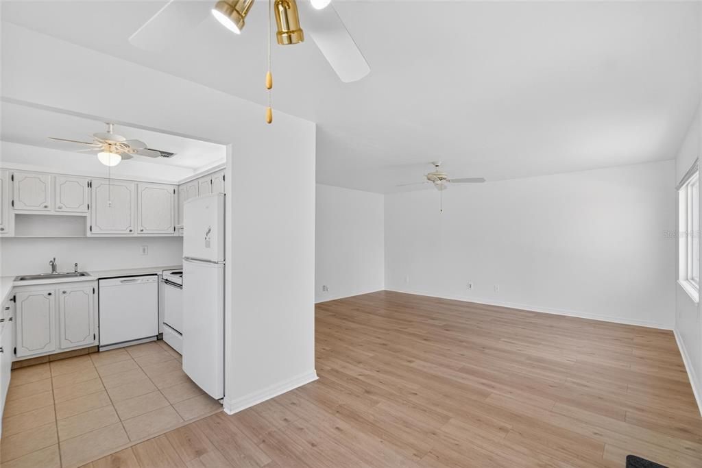 En Venta: $119,900 (2 camas, 2 baños, 960 Pies cuadrados)