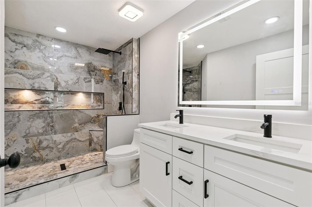 For Sale: $425,000 (3 beds, 2 baths, 1554 Square Feet)