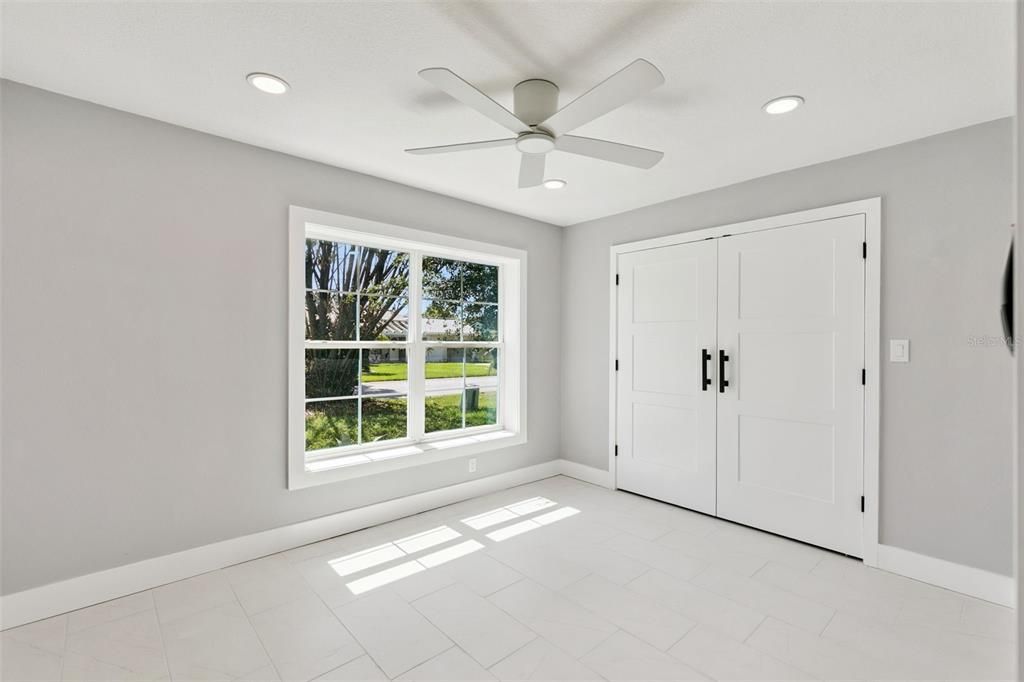 For Sale: $425,000 (3 beds, 2 baths, 1554 Square Feet)