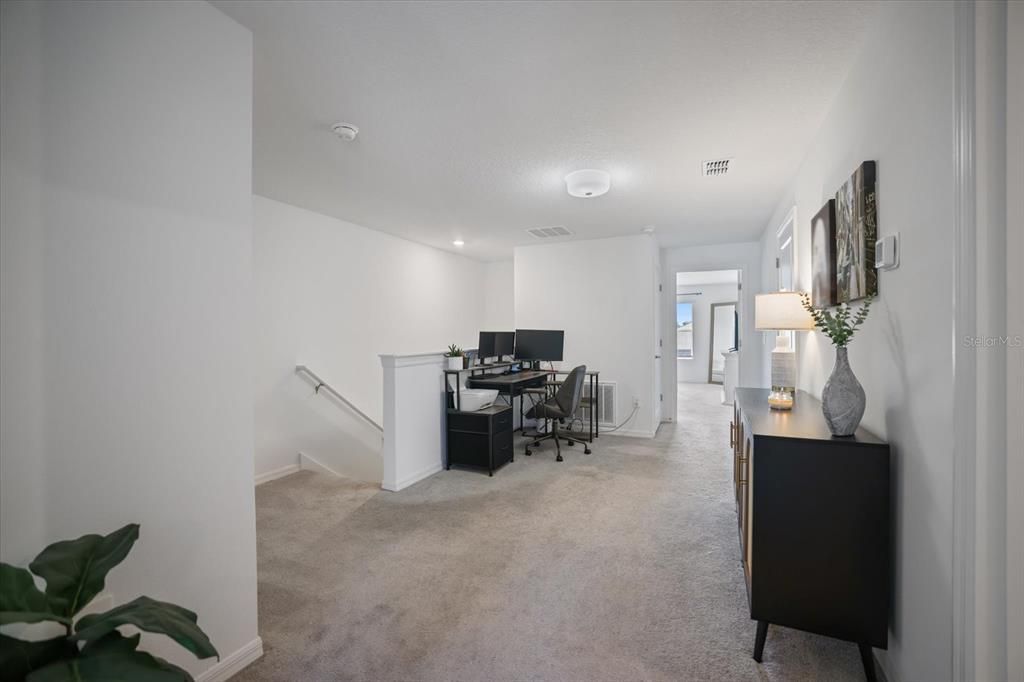For Sale: $275,000 (3 beds, 2 baths, 1708 Square Feet)
