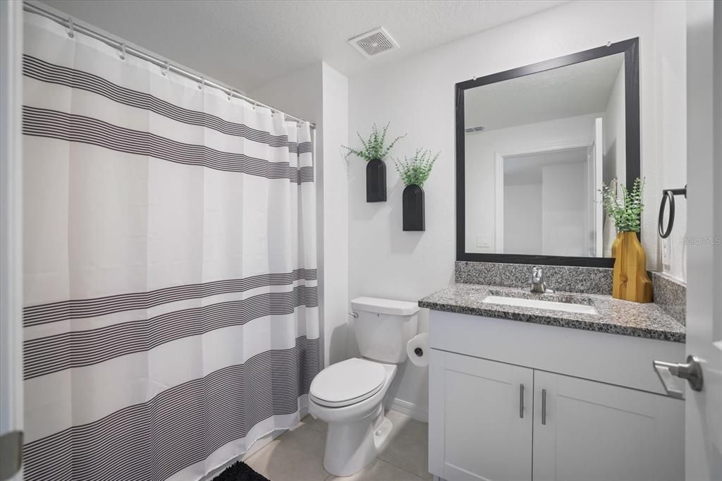 For Sale: $275,000 (3 beds, 2 baths, 1708 Square Feet)
