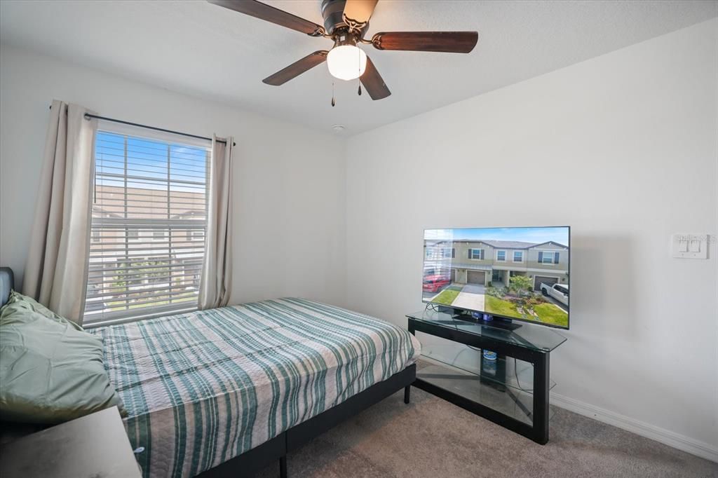 For Sale: $275,000 (3 beds, 2 baths, 1708 Square Feet)