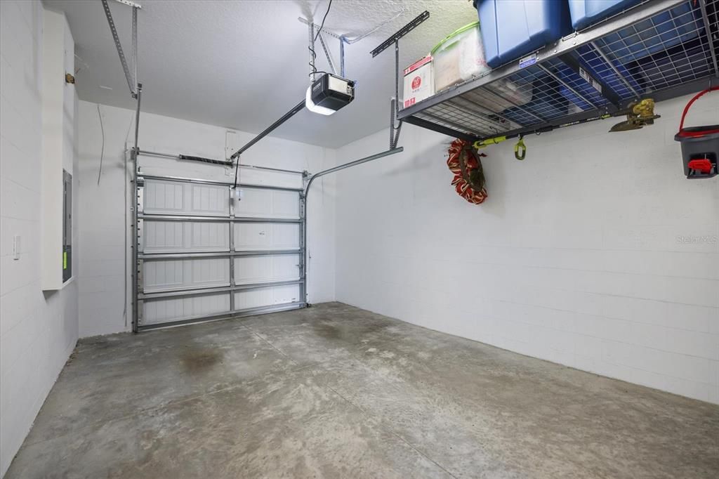 For Sale: $275,000 (3 beds, 2 baths, 1708 Square Feet)