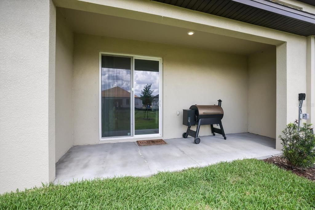 For Sale: $275,000 (3 beds, 2 baths, 1708 Square Feet)