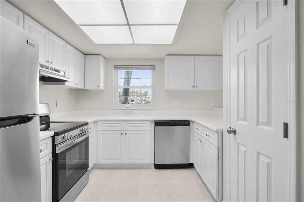 En Venta: $310,000 (2 camas, 1 baños, 1100 Pies cuadrados)
