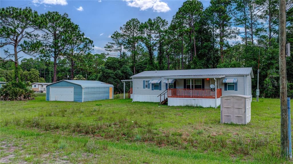 For Sale: $140,000 (3 beds, 2 baths, 1921 Square Feet)