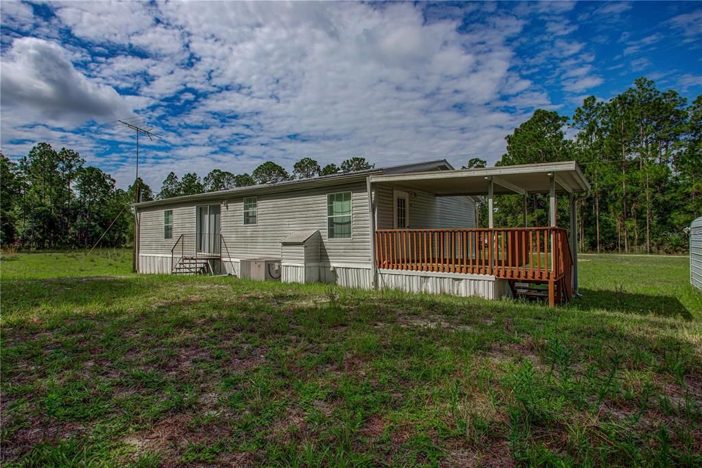 For Sale: $140,000 (3 beds, 2 baths, 1921 Square Feet)