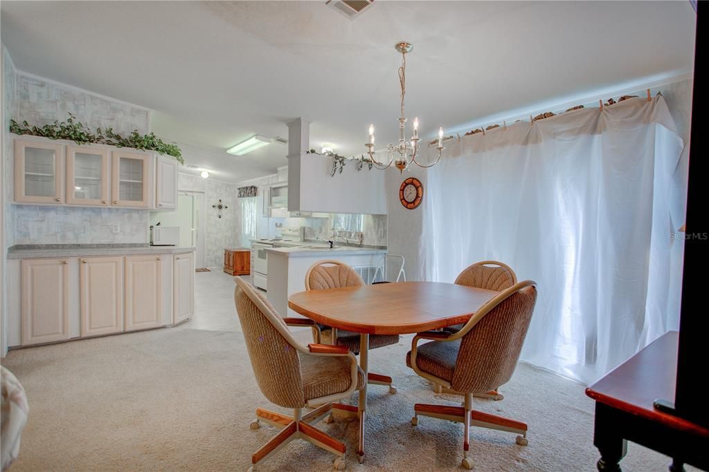 For Sale: $140,000 (3 beds, 2 baths, 1921 Square Feet)